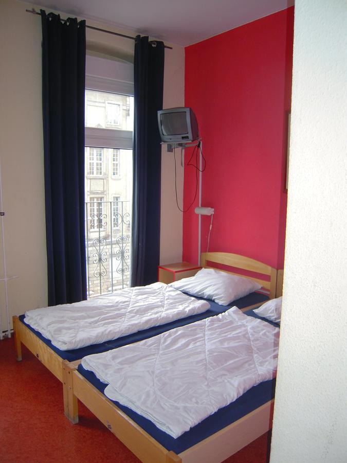 Happy Go Lucky Hotel + Hostel Schoneberg Берлин Экстерьер фото